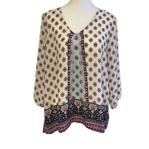 Eyeshadow, Women's Cream and Pink Patterned Top, size M